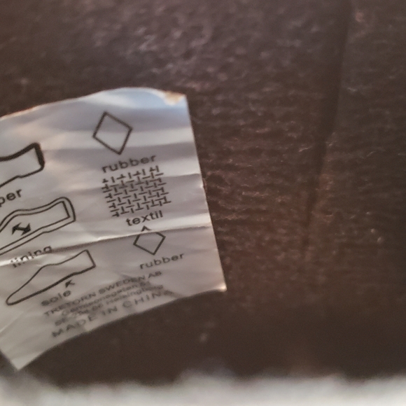 Tretorn Women's Gray and Black Waterproof High-Top Boots - Picture 7 of 8